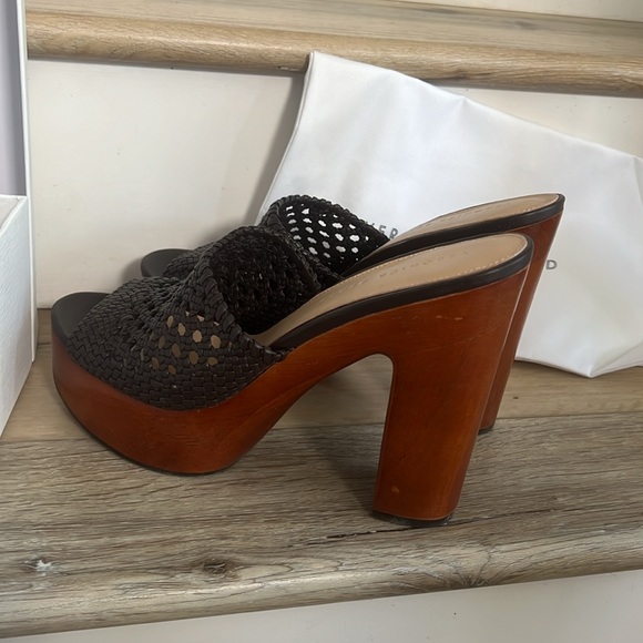 1 hour sale. 💎 Veronica Beard, platform sandals - Picture 8 of 11